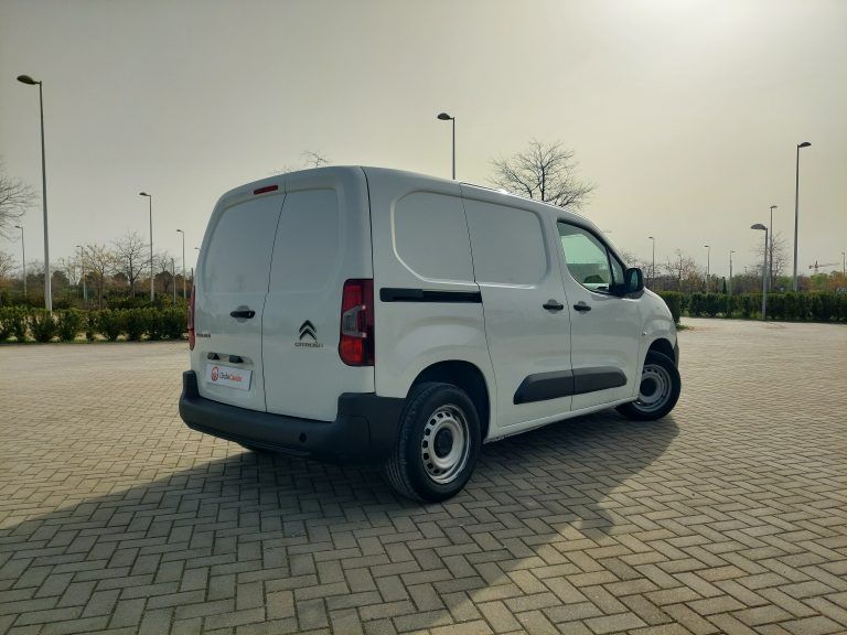 Citroën Berlingo Talla M BlueHDi 100 CONTROL 4P