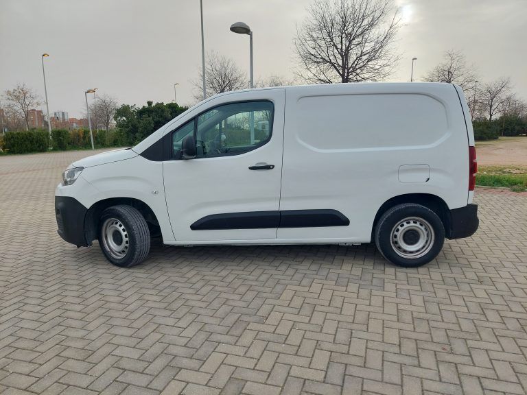Citroën Berlingo Talla M BlueHDi 100 CONTROL 4P