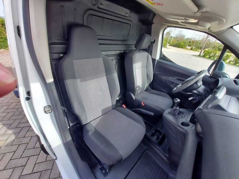 Citroën Berlingo Talla M BlueHDi 100 CONTROL 4P