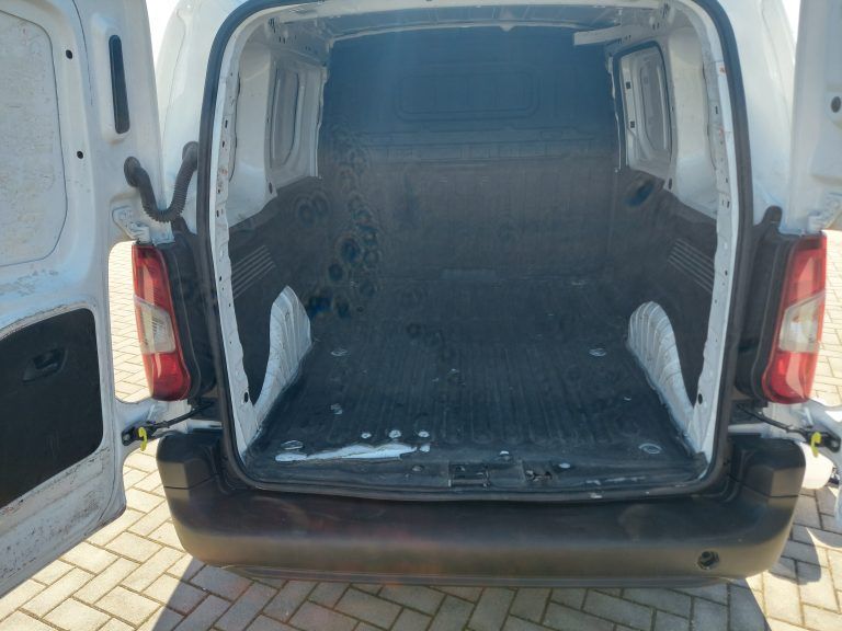 Citroën Berlingo Talla M BlueHDi 100 CONTROL 4P