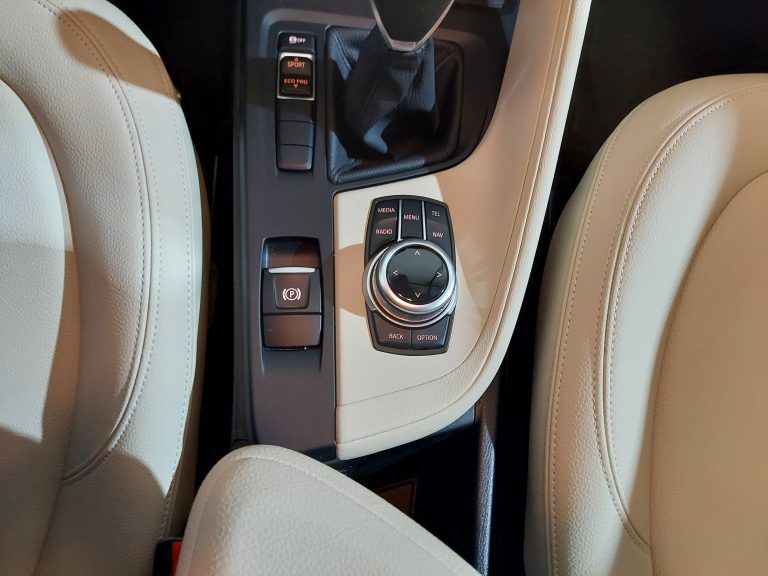 BMW X1 SDRIVE 18d 136CV