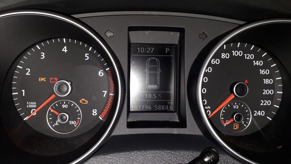 VOLKSWAGEN GOLF ADVANCE 1.4TSI 122CV DSG 7 VEL.
