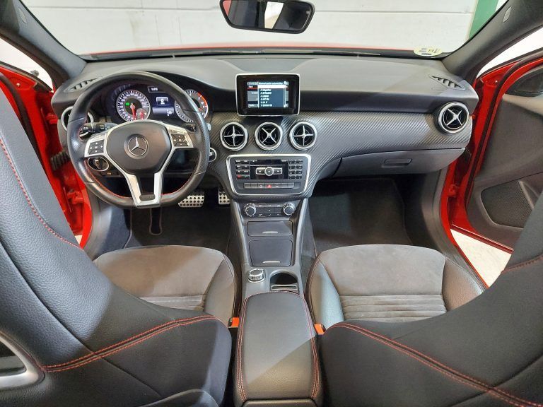 MERCEDES-BENZ Clase A A 200 CDI AMG Line 7G-DCT