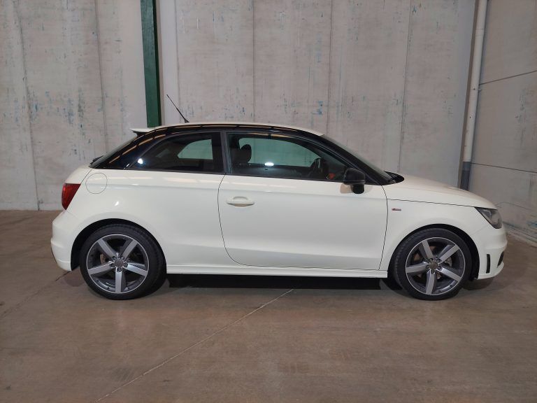 AUDI A1 SLINE 1.6TDI 105CV