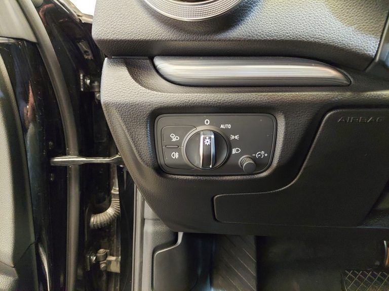 Audi A3 SPORT 1.6TDI 116CV STRONIC