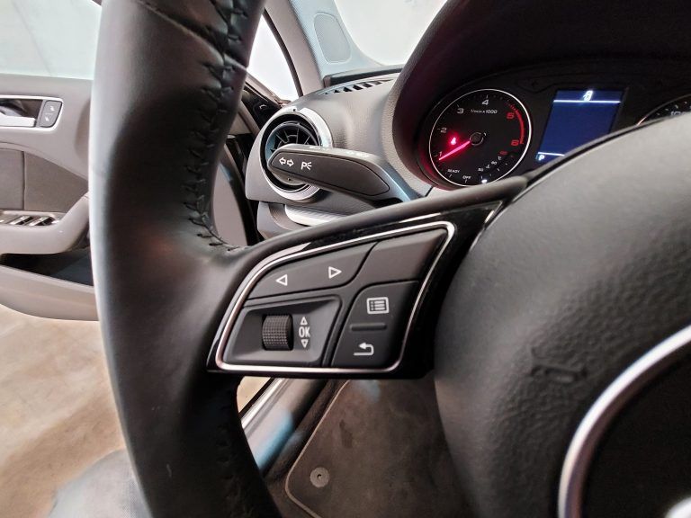 Audi A3 SPORT 1.6TDI 116CV STRONIC