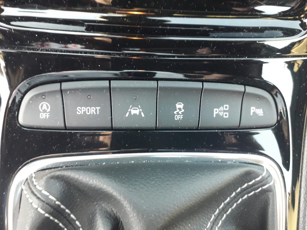 Opel Astra 5P Dynamic 1.4T 125CV